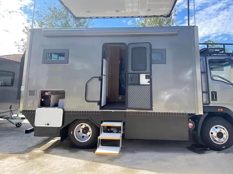 Paso plegable eléctrico