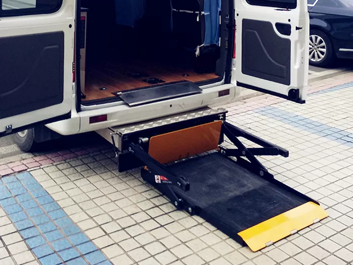 Características de Xinder-Tech Van Elevador de silla de ruedas