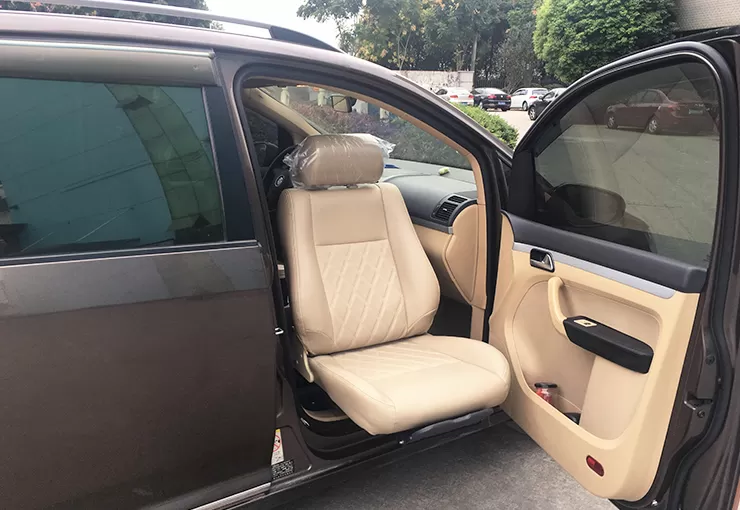 sout pro turning seat 4