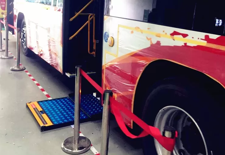 step b 800 wheelchair lift semi automatic 2