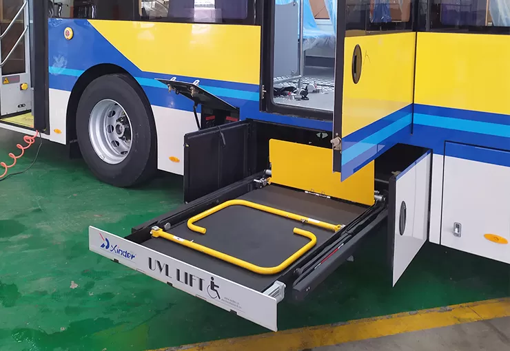 uvl 700ii 1300ii 1600ii h wheelchair lift in luggage 6