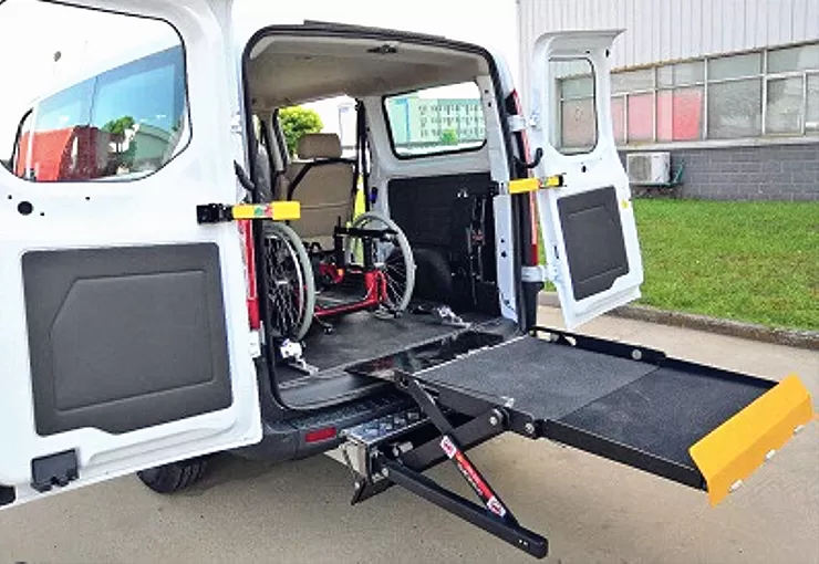 uvl f 700 scissor wheelchair lift 4