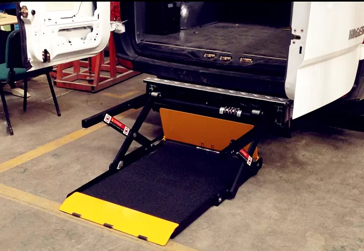uvl f 700 scissor wheelchair lift 5