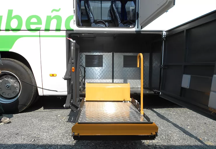 wl t 1600 wheelchair lift 4