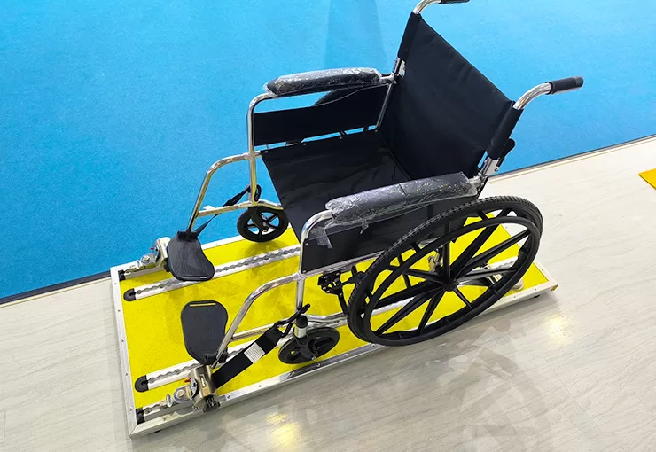 x 801 2 wheelchair restraint system 3